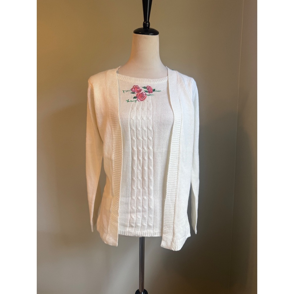 Evelyn Taylor CreamWhite Cardigan Sweater Rose embroidered dainty cottage retro